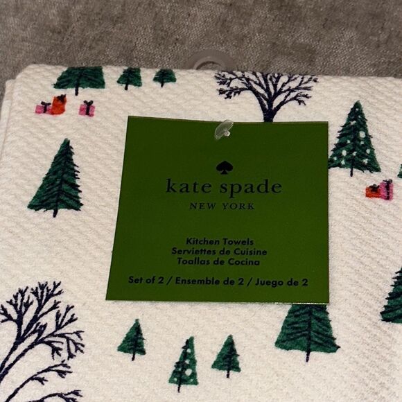 Kate ♠️ Spade Set of Two Holiday Towels! - Picture 3 of 5